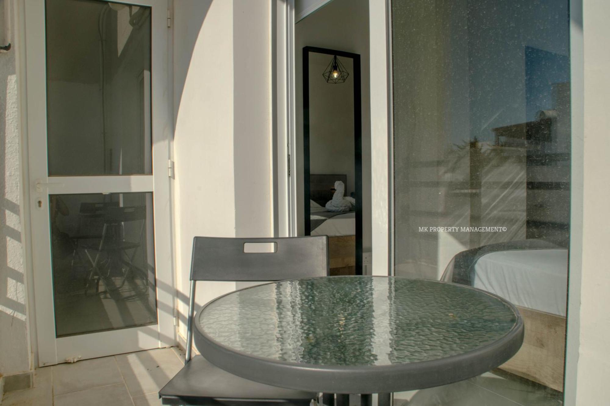 Mad Beach Protaras Exterior photo